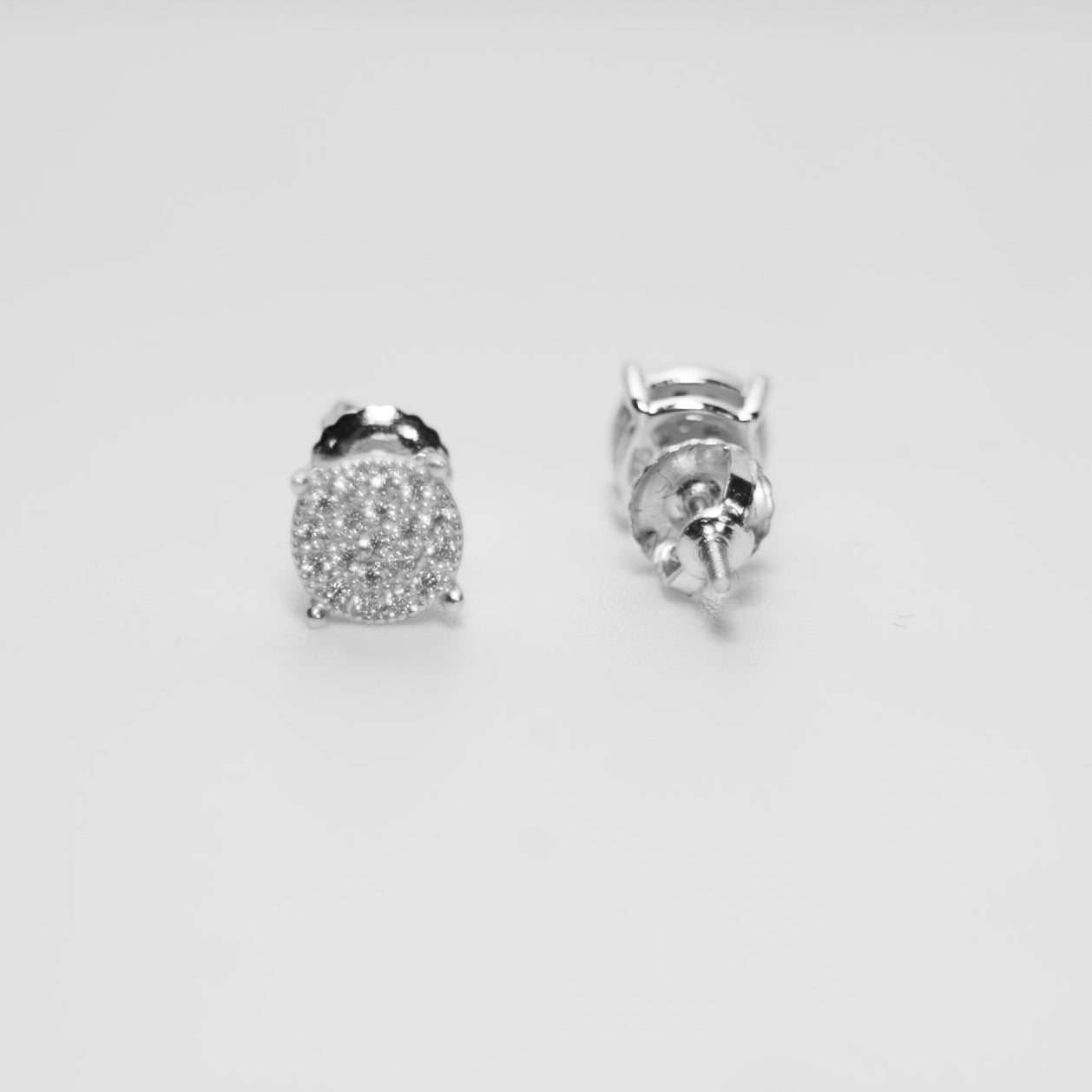 6.5mm Round Prong Studs | VVS