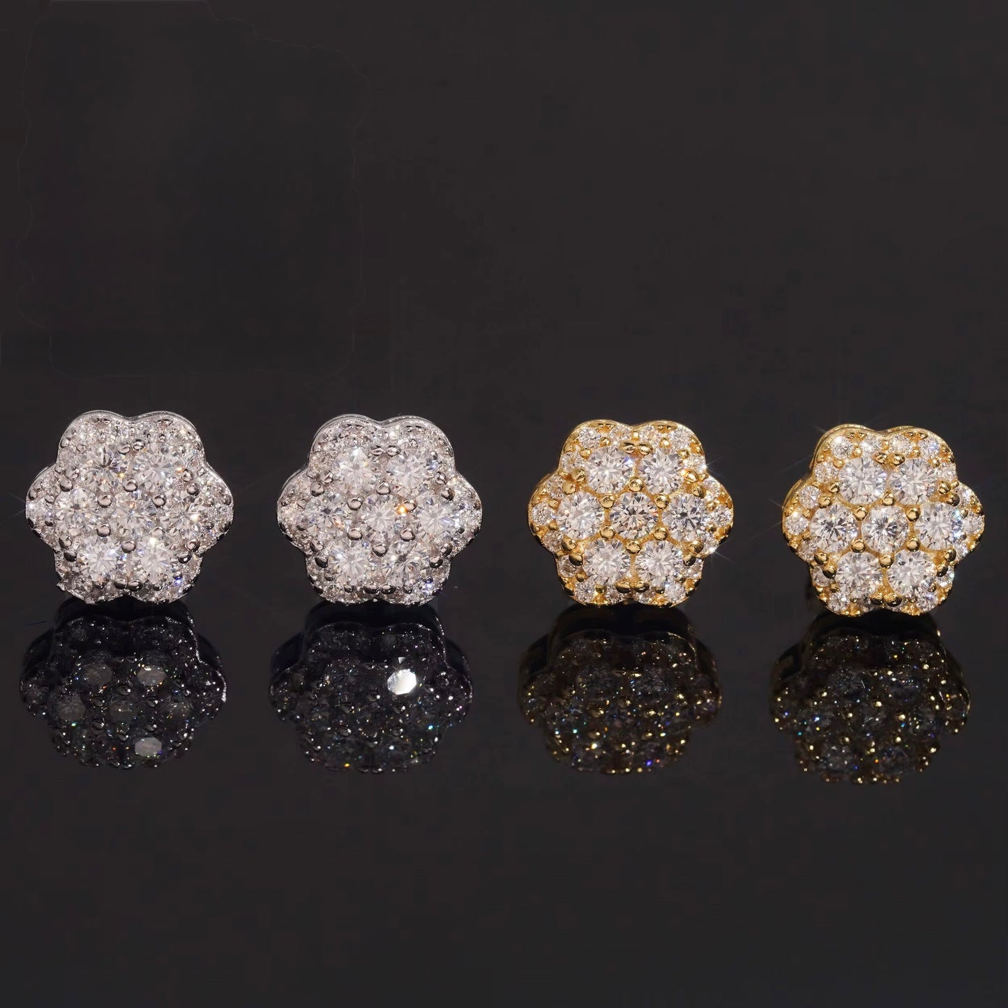 Clover Cluster Earring | Screwback | VVS