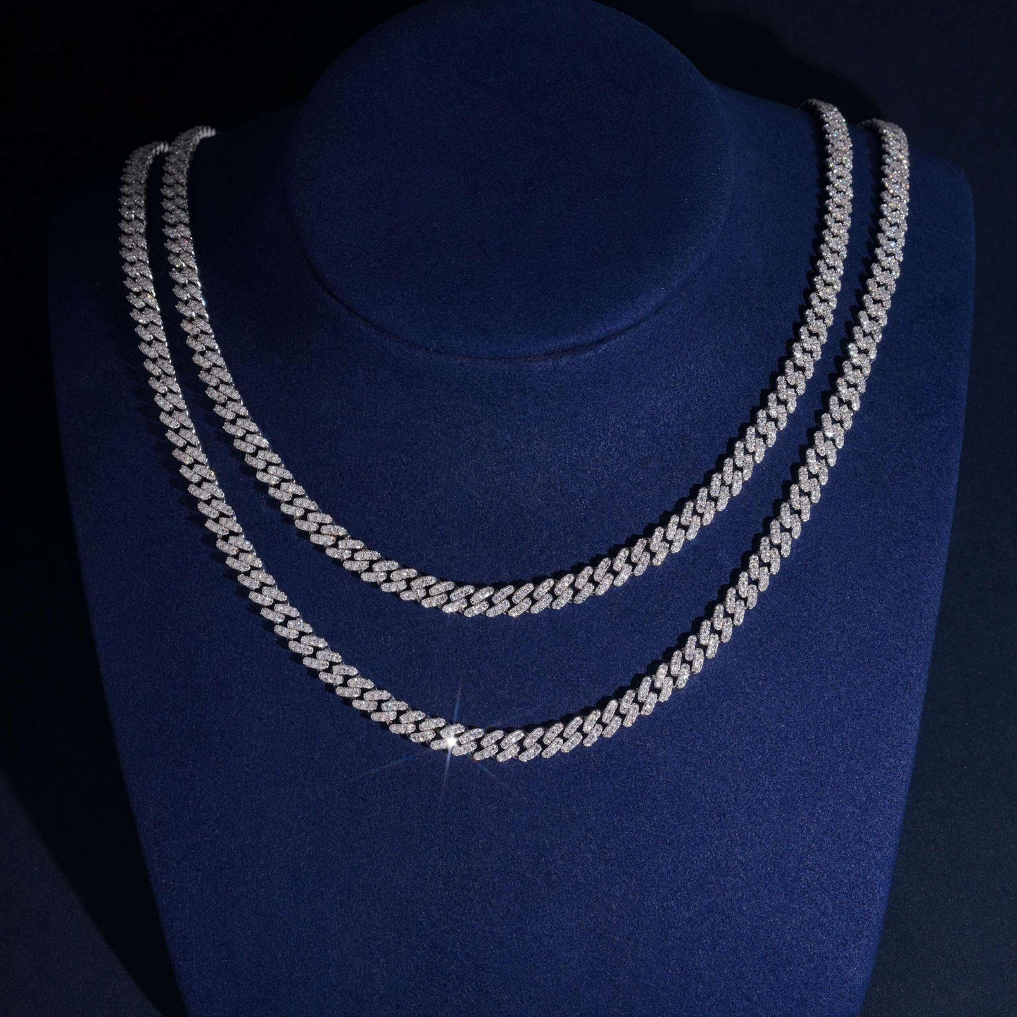 6mm Cuban Link Chain | 925 Silver | VVS Moissanite | Passes Diamond Tester