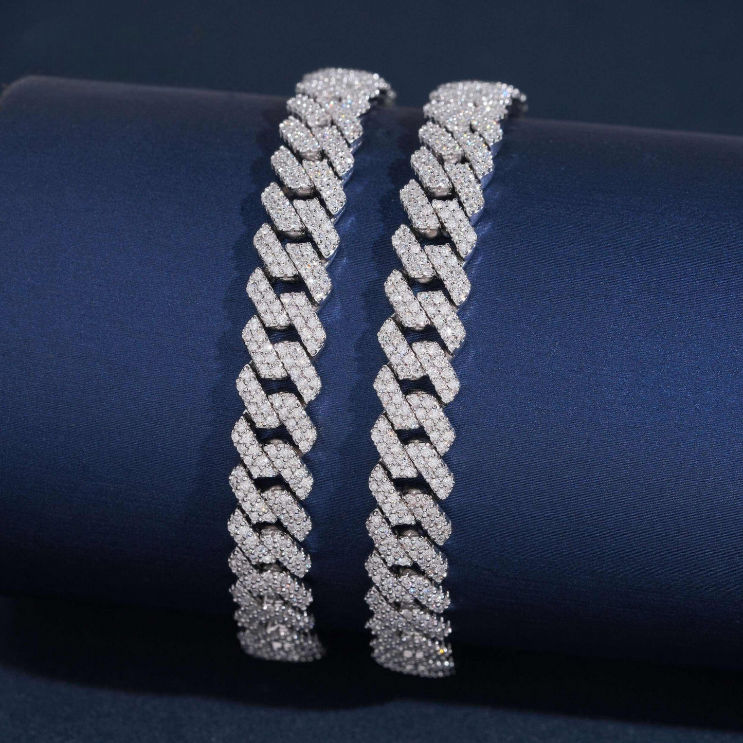 8mm Cuban Bracelet | 925 Silver | VVS Moissanite | Passes Diamond Tester