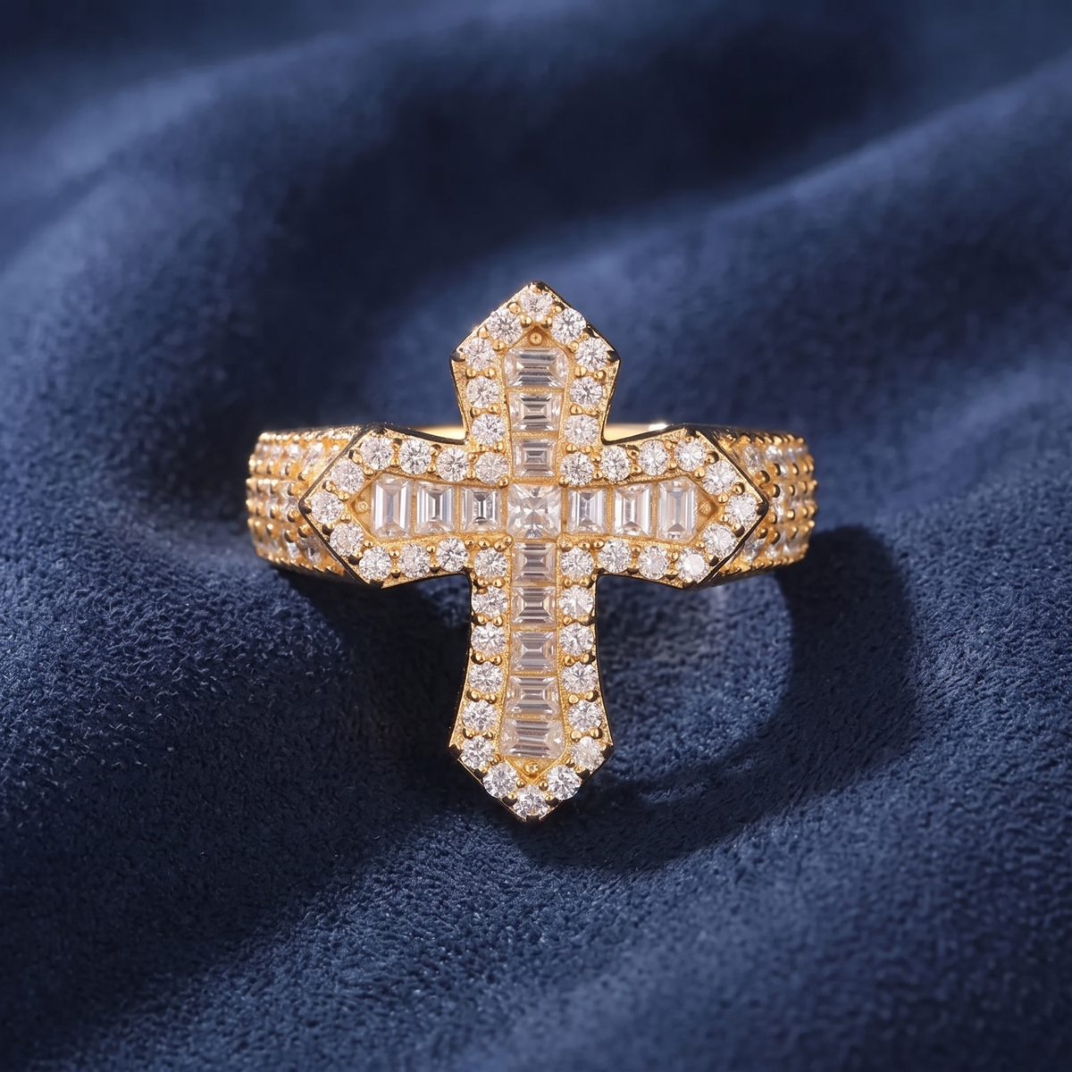 Gold baguette cross ring in 925 silver with VVS moissanite on navy suede