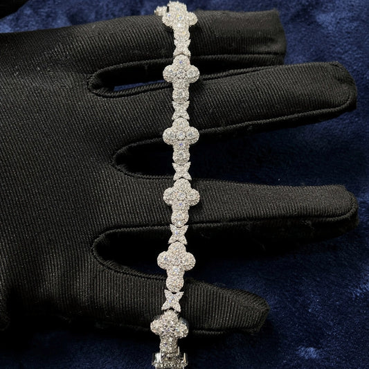 10mm Cross Clover Bracelet | VVS
